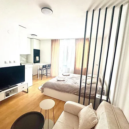 Riviera 2 Parking And Smart Check In