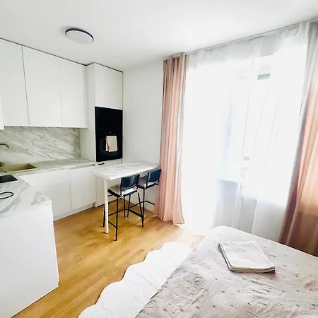 דירה Riviera 2 Parking And Smart Check In *